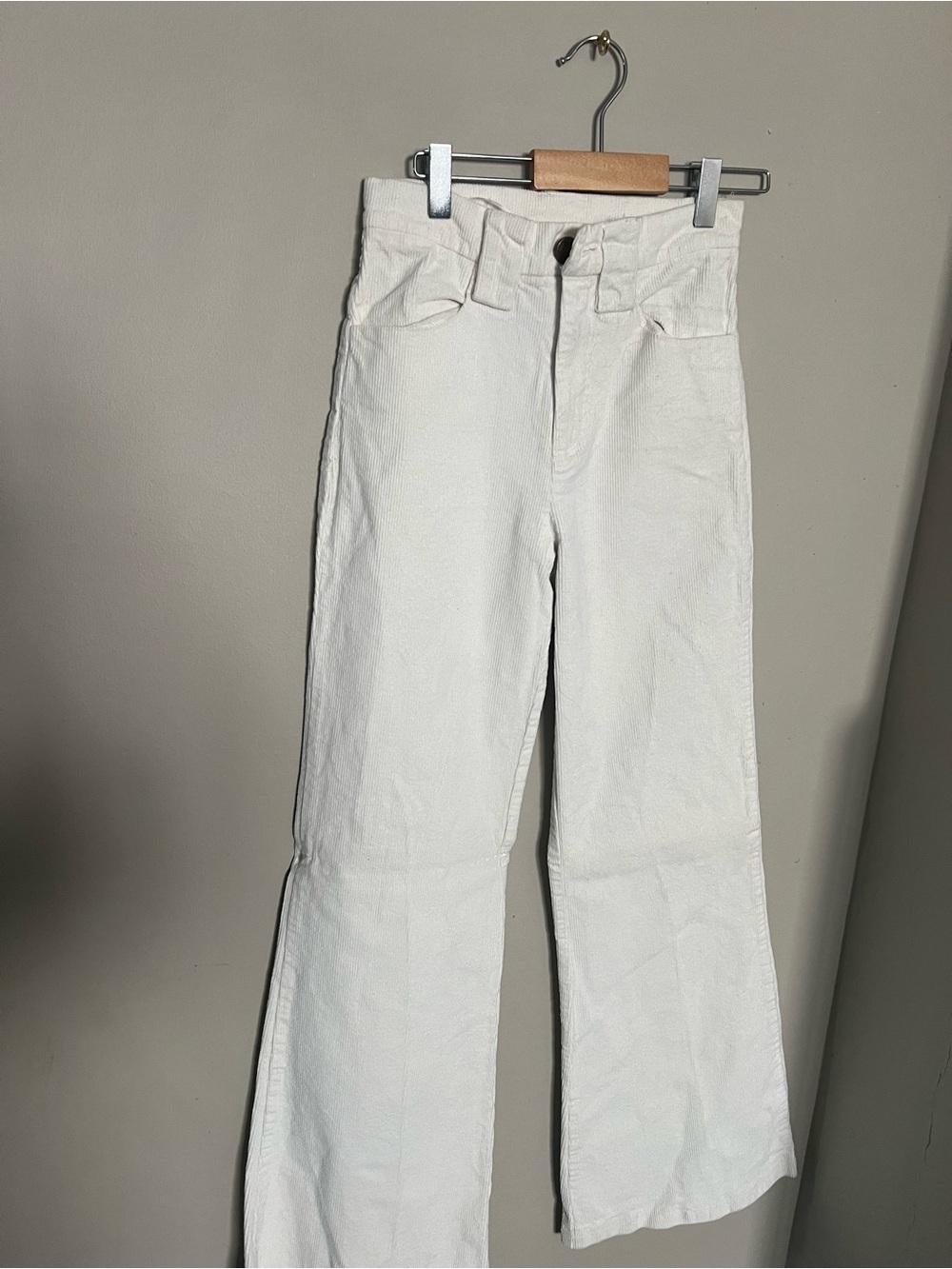 Wide Leg High-Rise Pants in Off-White